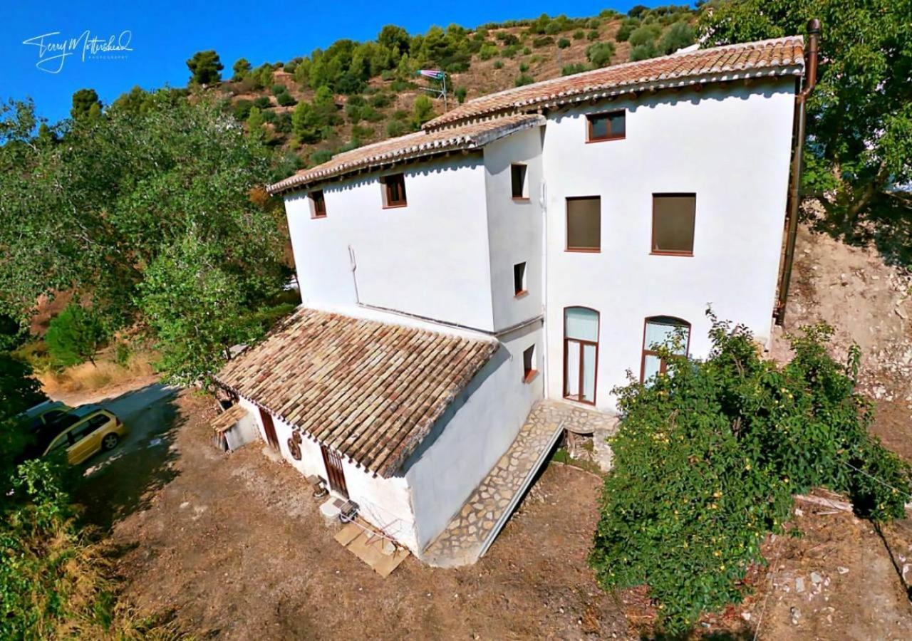La Casa Del Agua Guest House Montefrio Luaran gambar