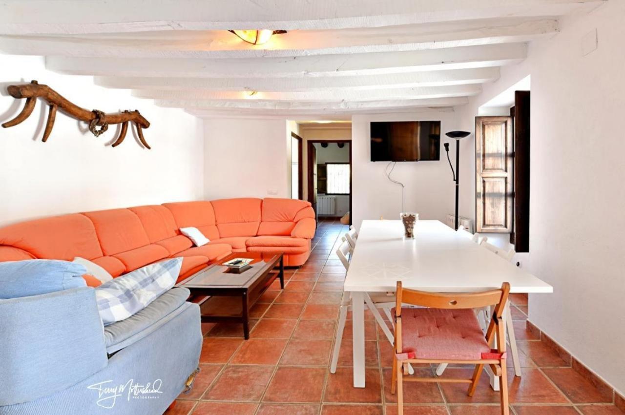 La Casa Del Agua Guest House Montefrio Luaran gambar